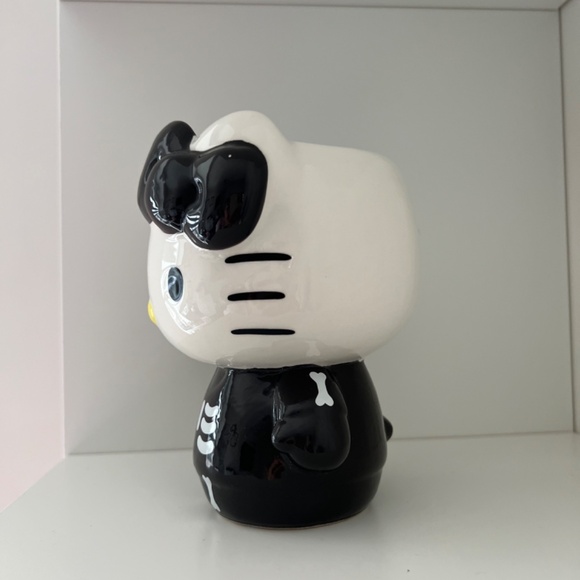 Hello Kitty Skeleton Mug - Picture 3 of 4